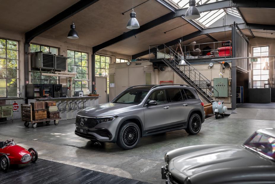 Mercedes Benz EQB SUV Exterior EV 