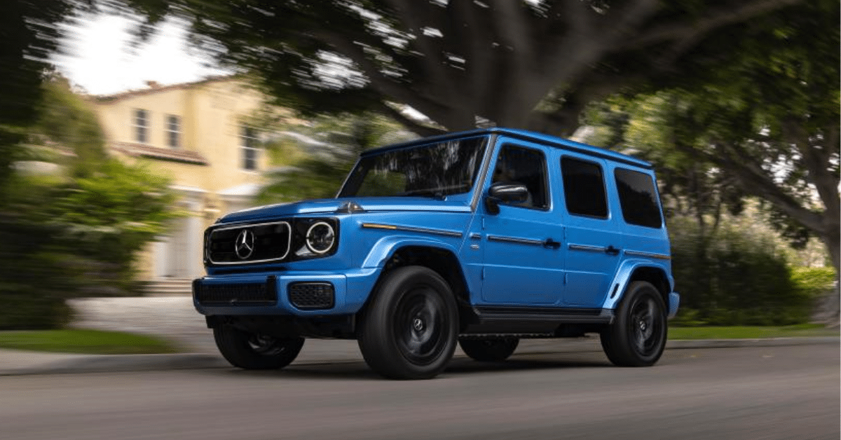Build your own Mercedes-Benz G 580 with bespoke paint South Sea Blue Magno