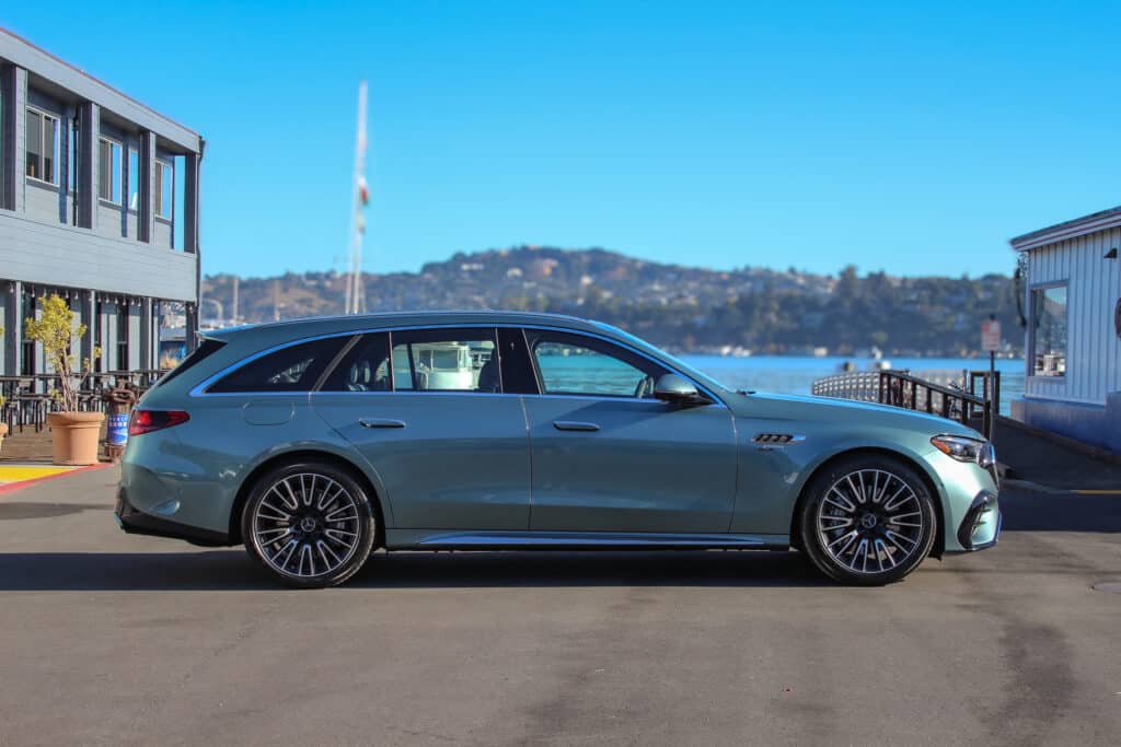 Build your own Mercedes with bespoke paint