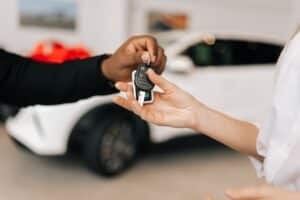 Get the best auto lease deals when you're new to the USA