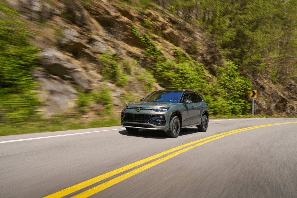 2026 VW Tiguan SEL R-Line Turbo - Avocado Green Driving