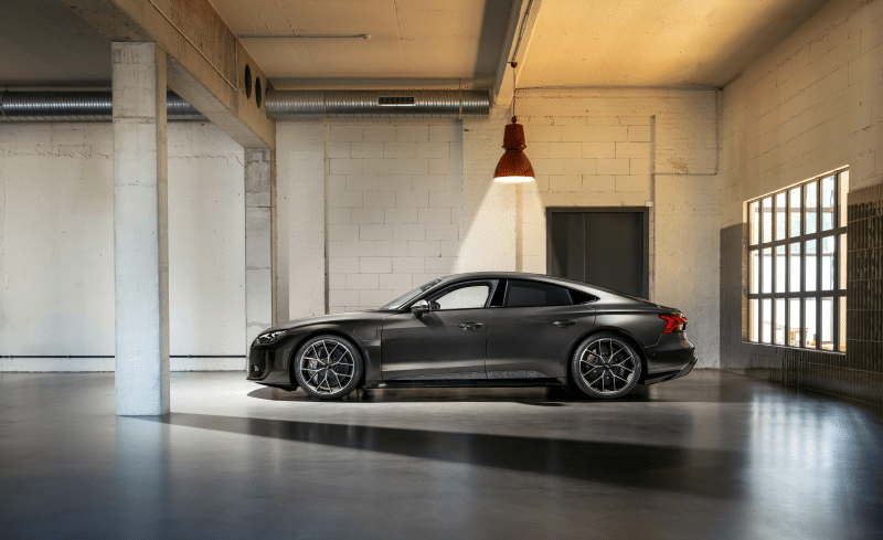 Audi RS e-tron GT in Arabic grey metallic