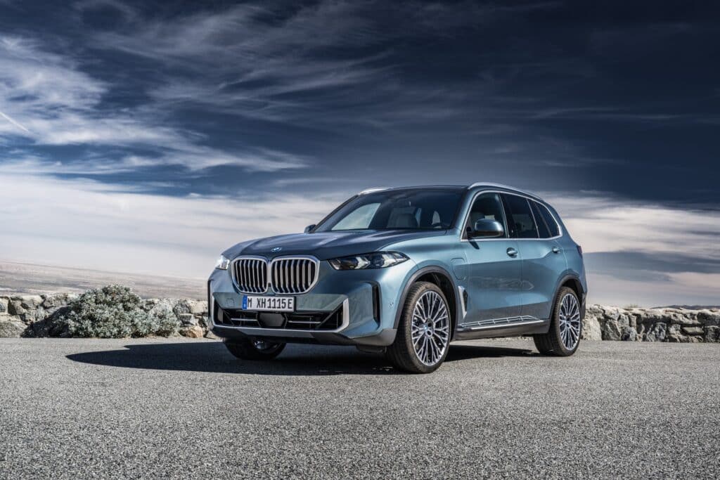 BMW X5 xDrive50e #5 best suv 2025